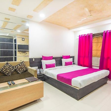 Morya Regency Hamidia Road Hotel Bhopal Ngoại thất bức ảnh