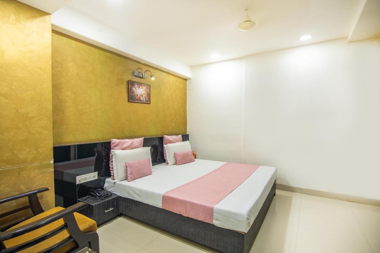 Morya Regency Hamidia Road Hotel Bhopal Ngoại thất bức ảnh
