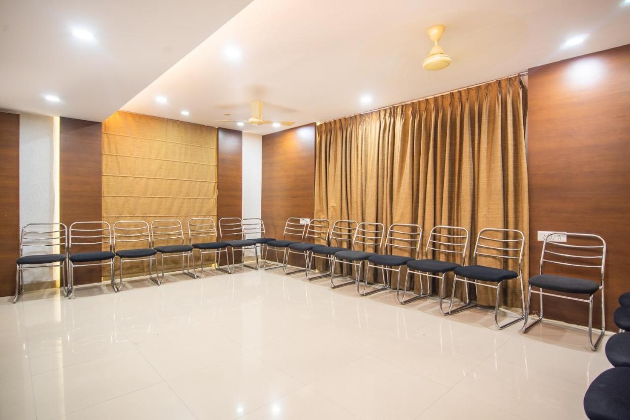 Morya Regency Hamidia Road Hotel Bhopal Ngoại thất bức ảnh